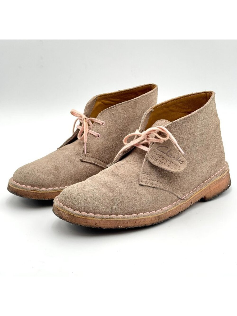 Clarks Original Desert Boot Womens 9.5 Chukka Suede Leather Tan w Pink Stitch